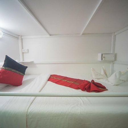 Panda Hostel Phuket (Adults Only) Patong Luaran gambar