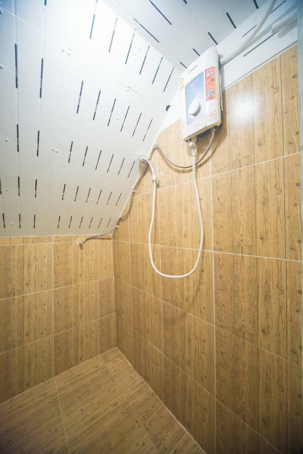 Panda Hostel Phuket (Adults Only) Patong Luaran gambar
