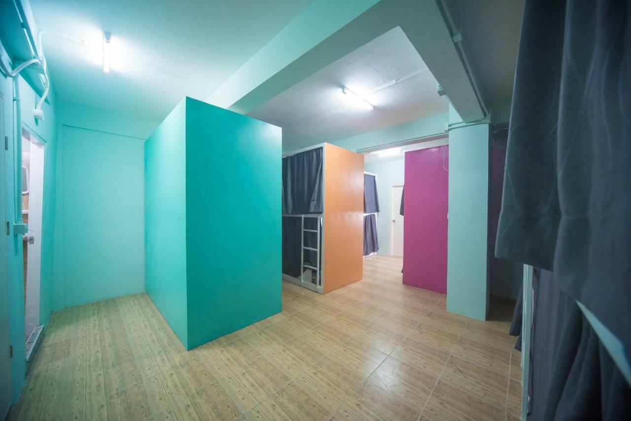 Panda Hostel Phuket (Adults Only) Patong Luaran gambar