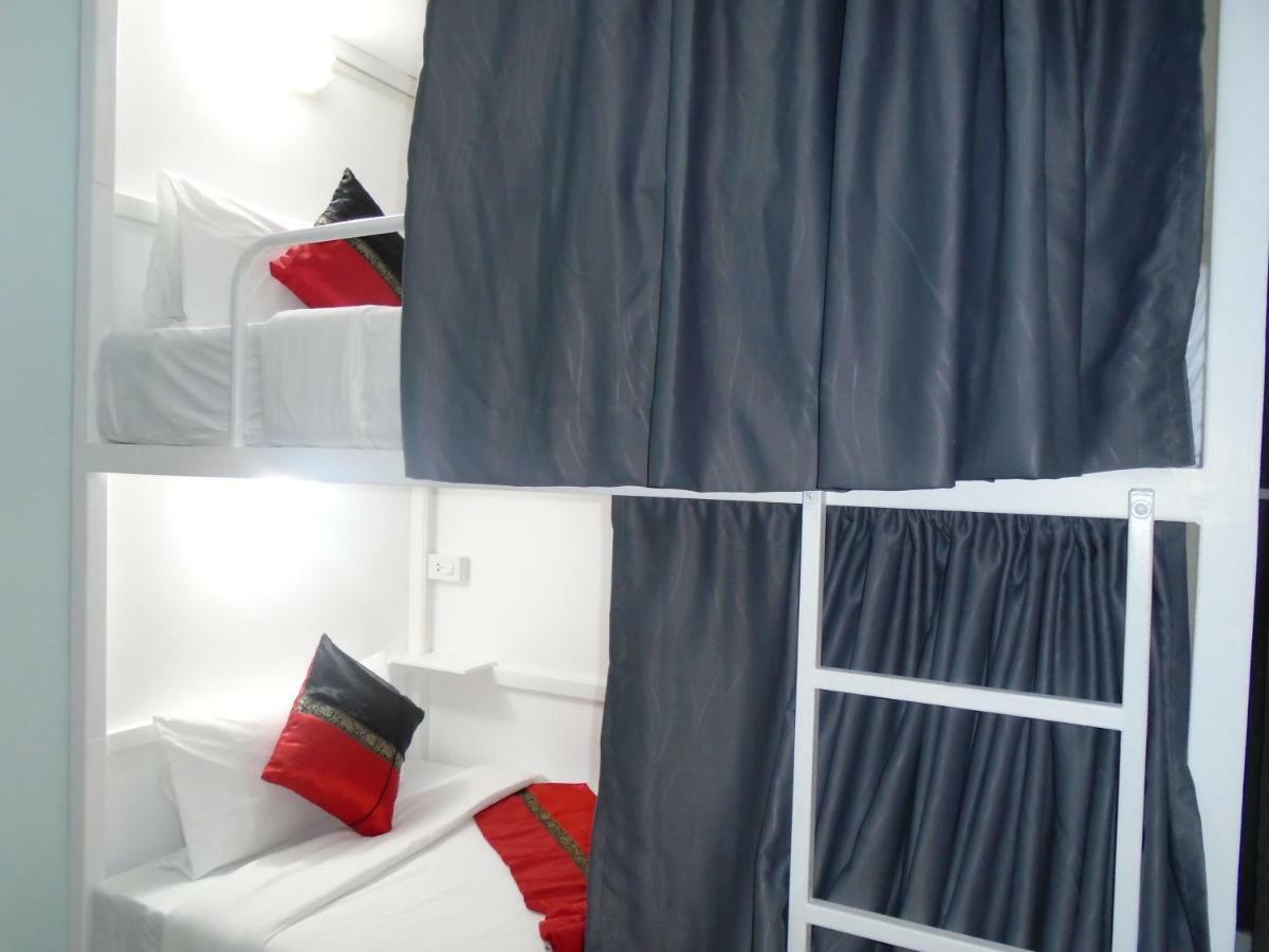 Panda Hostel Phuket (Adults Only) Patong Luaran gambar